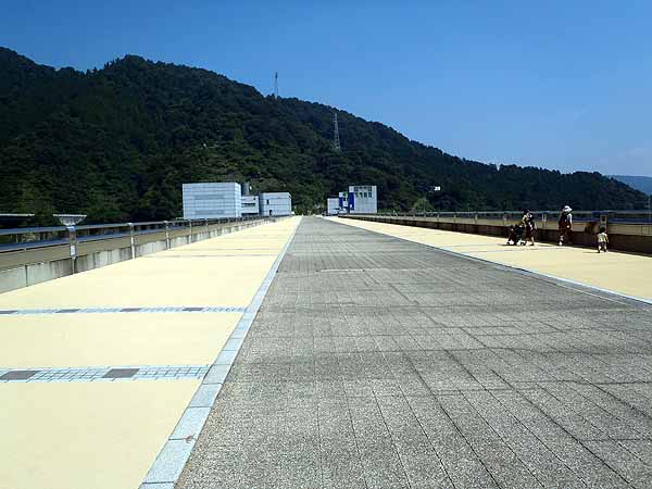 重力式コンクリートダム